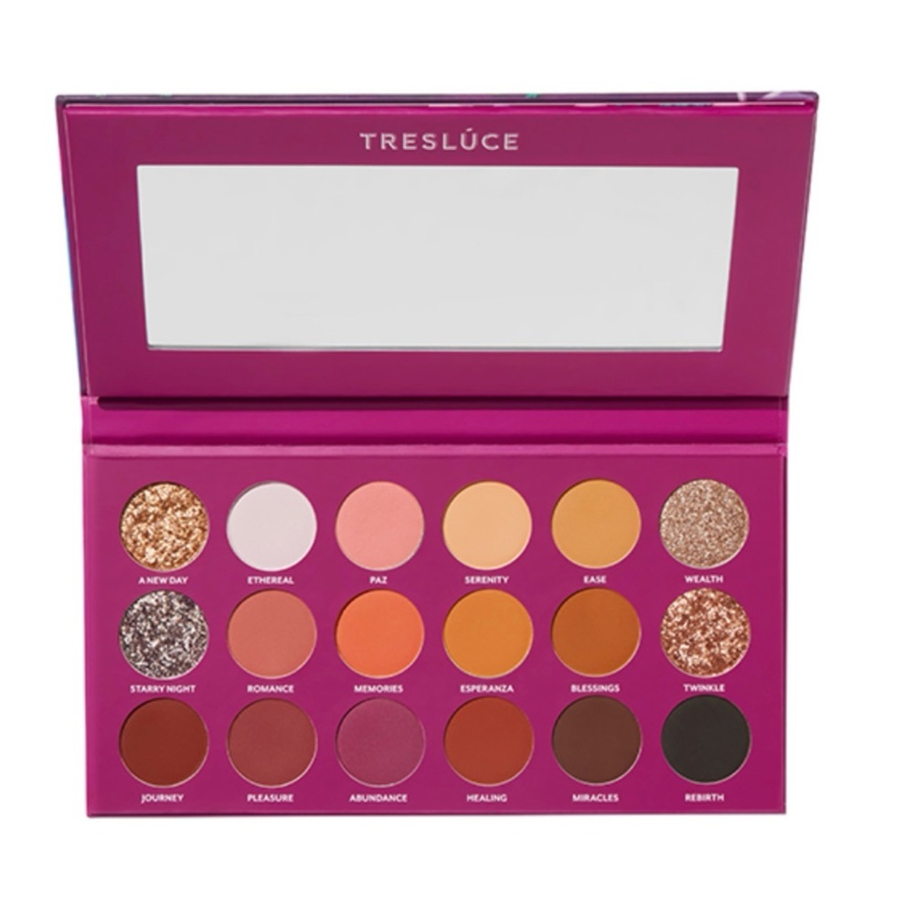 🆕Treslúce Beauty - Midnight Deseos Eyeshadow Palette
